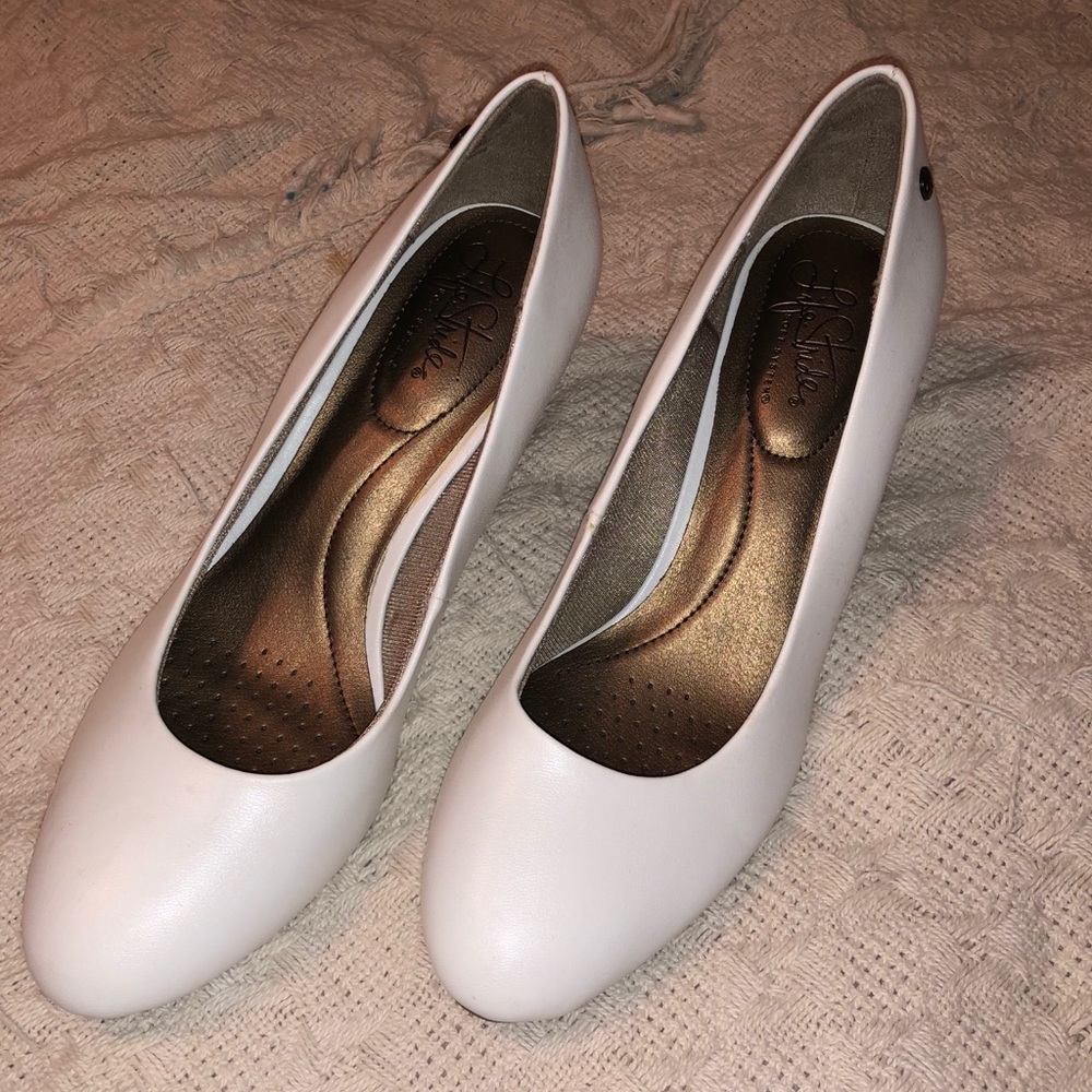 Life Stride heels